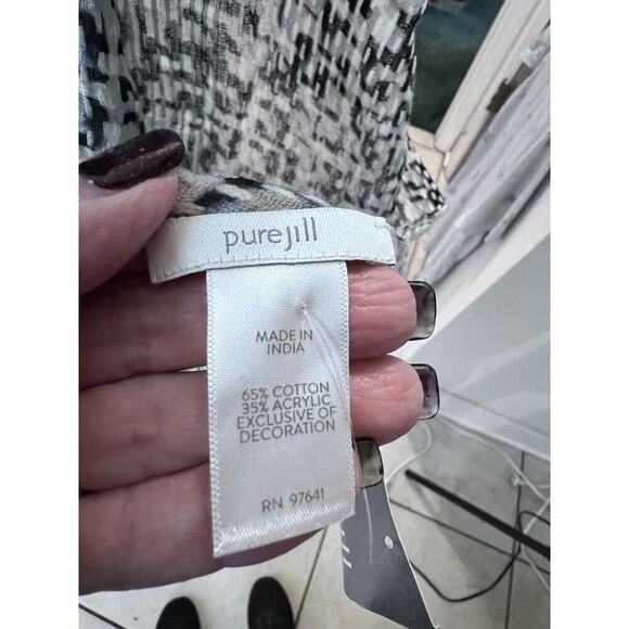 J Jill Pure Jill NWT blue White Tasseled Scarf 20 X 72 - Picture 3 of 4